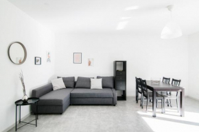 Valverde Apartments